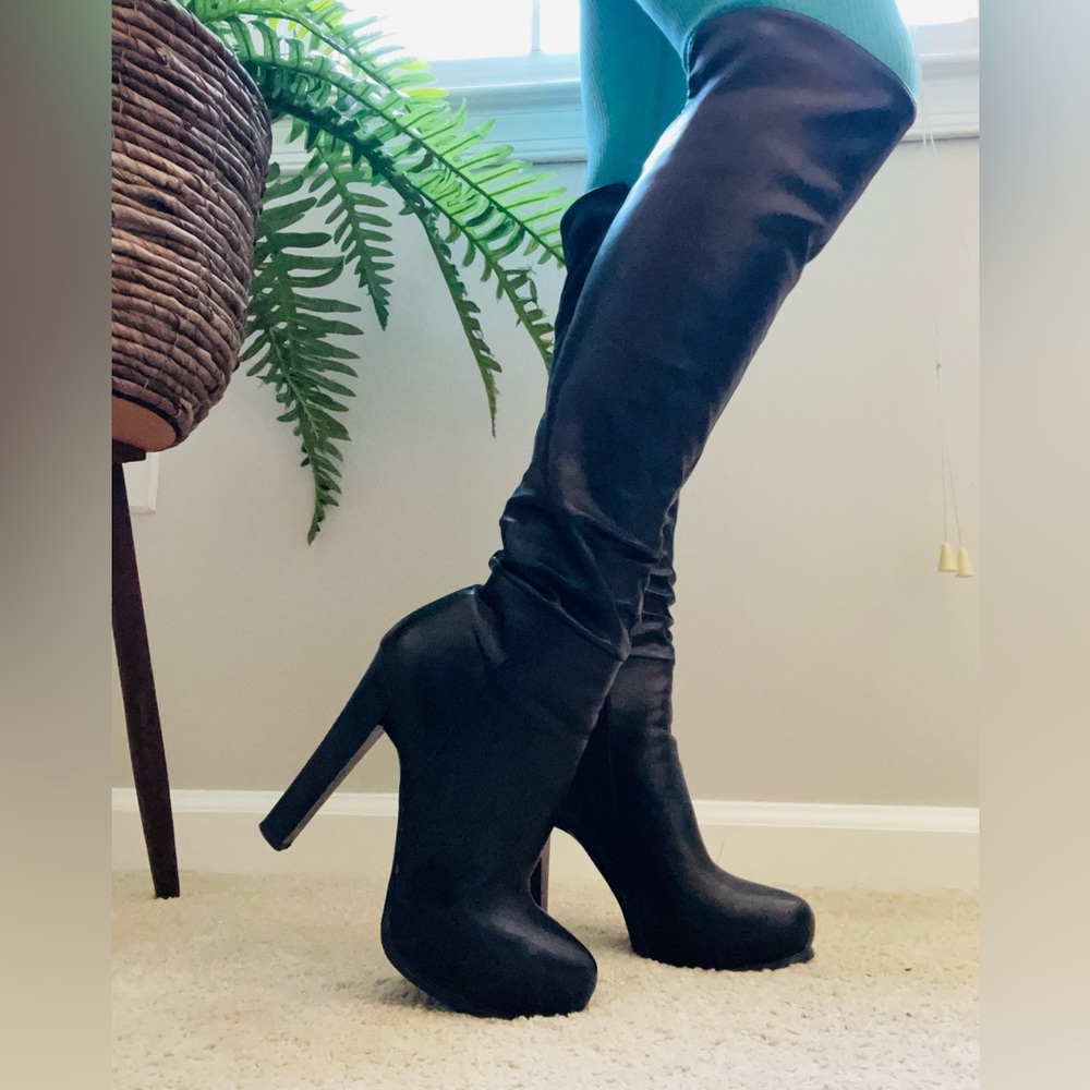 Summergirl High Heel Black Leather Knee-High Boots US Size 6